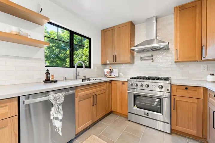 3678 Richmond, San Diego, California 92103