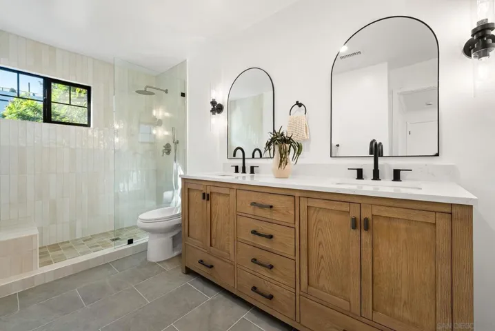 3678 Richmond, San Diego, California 92103