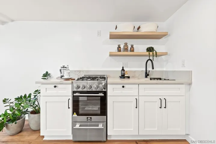 3678 Richmond, San Diego, California 92103