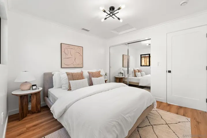 3678 Richmond, San Diego, California 92103
