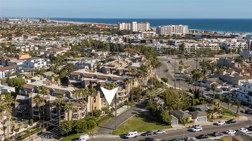 400 Lake 105, Huntington Beach, California 92648