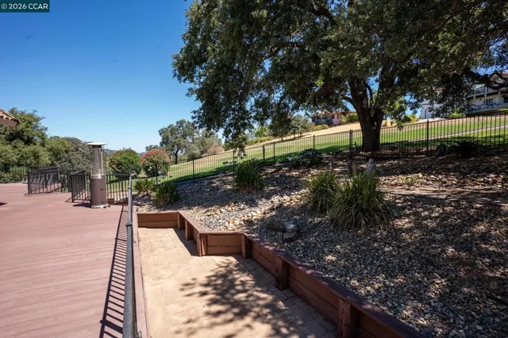 643 Old Course Ct, Valley Springs, California 95252