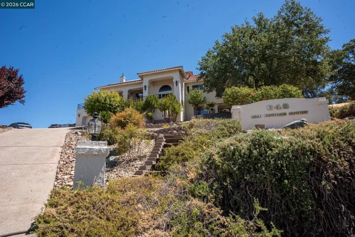 643 Old Course Ct, Valley Springs, California 95252