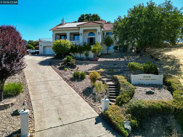 643 Old Course Ct, Valley Springs, California 95252