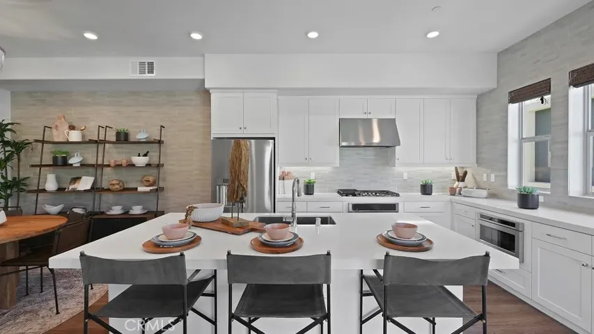 Photos shown are of model only- not actual homesite.