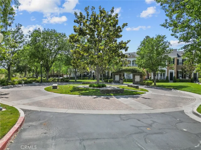 Driveway area up to unit