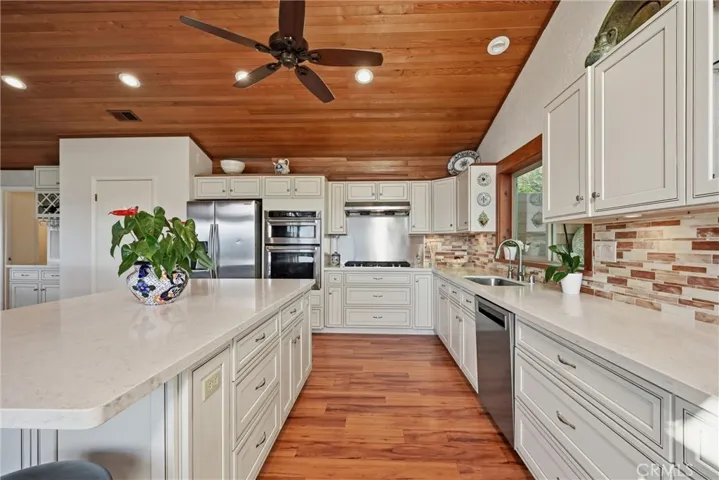 17372 Greenridge, Hidden Valley Lake, California 95467