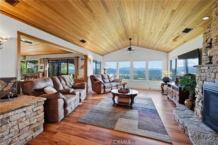 17372 Greenridge, Hidden Valley Lake, California 95467
