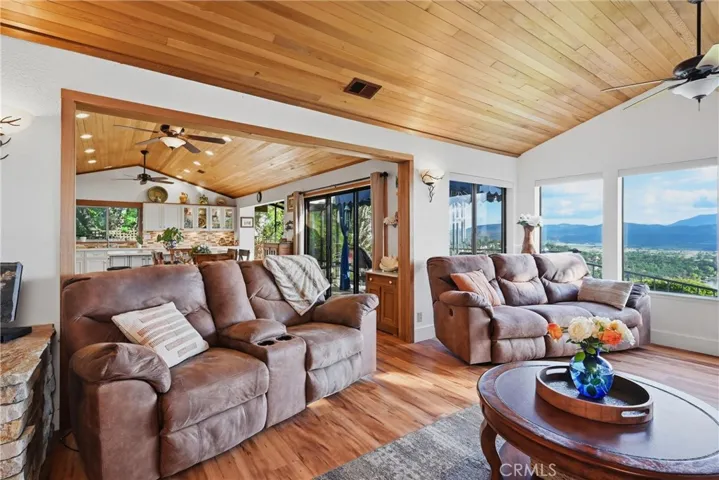 17372 Greenridge, Hidden Valley Lake, California 95467