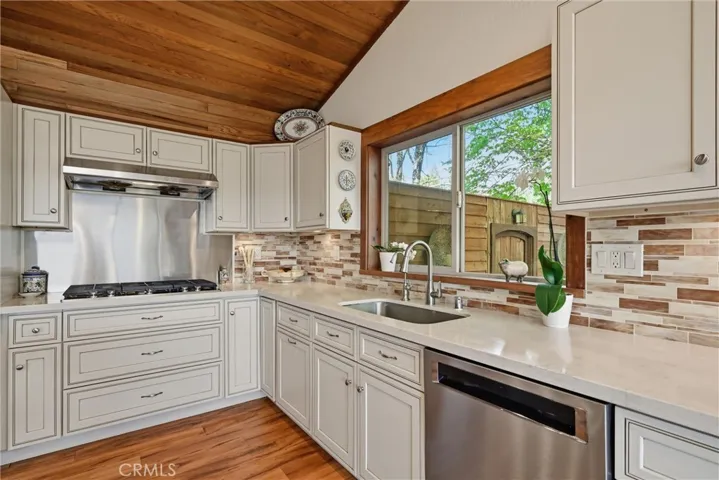 17372 Greenridge, Hidden Valley Lake, California 95467
