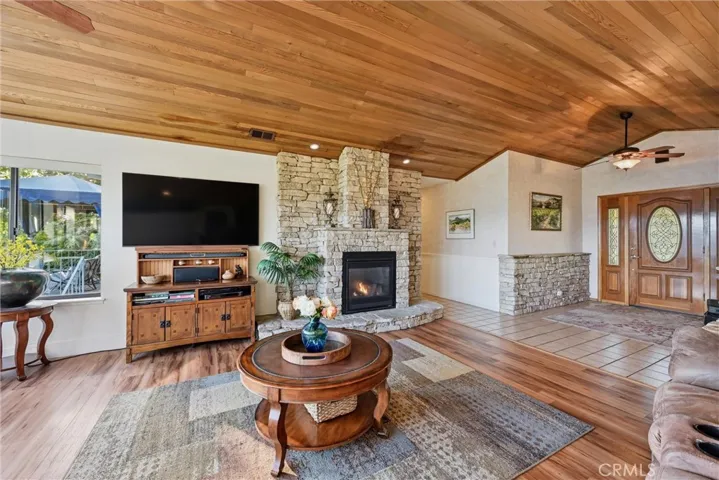 17372 Greenridge, Hidden Valley Lake, California 95467