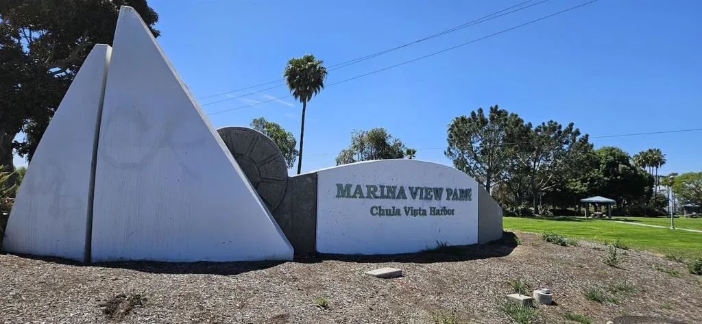 1 mile to CV Marina Park!