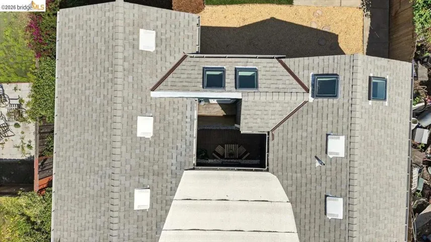 Aerial view of property and surrounding area