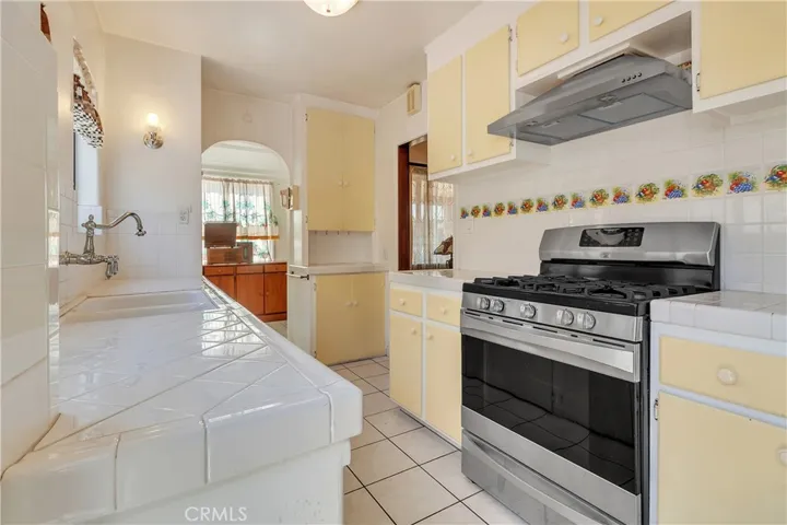 Front Home Kitchen
