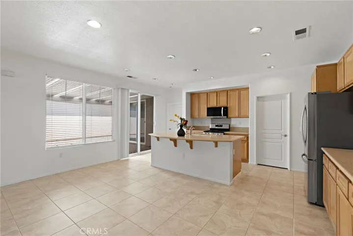 1568 Four Seasons, Beaumont, California 92223