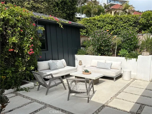 Front courtyard