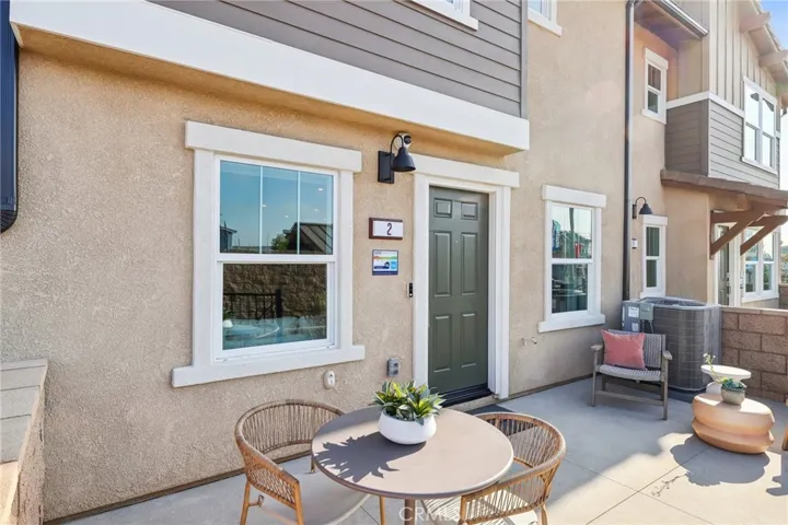MODEL HOME PATIO