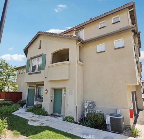 Entrance 98 Mesquite, Trabuco Canyon , Ca  92679