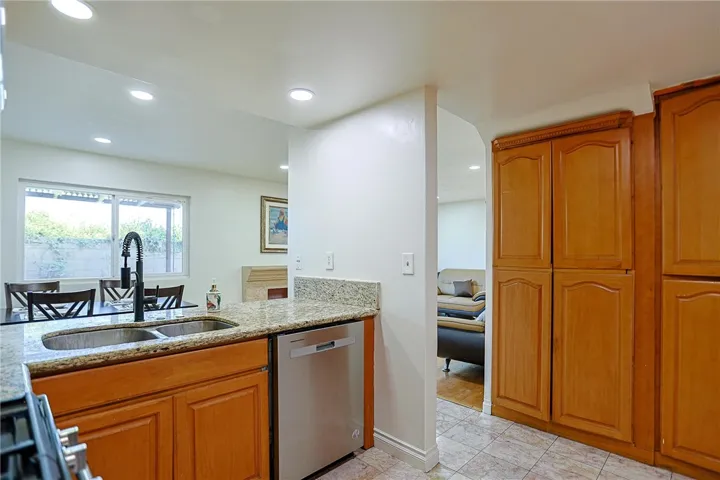 4828 W 5th E, Santa Ana, California 92703