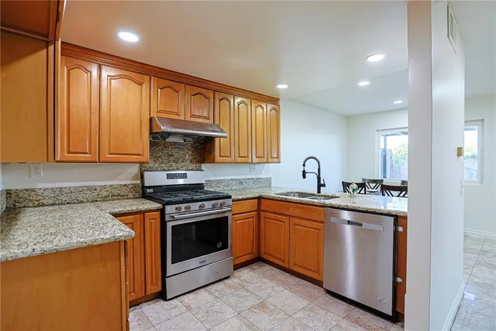 4828 W 5th E, Santa Ana, California 92703