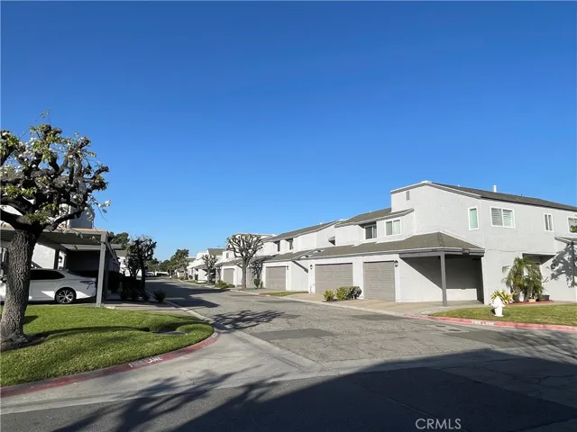4828 W 5th E, Santa Ana, California 92703