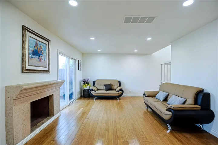 4828 W 5th E, Santa Ana, California 92703