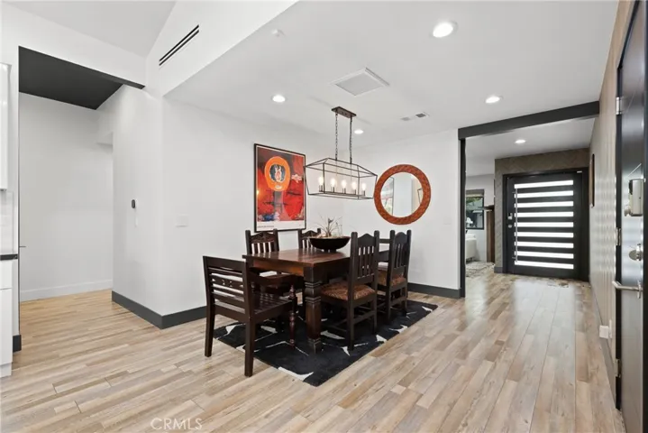 17929 Martha Street, Encino, California 91316