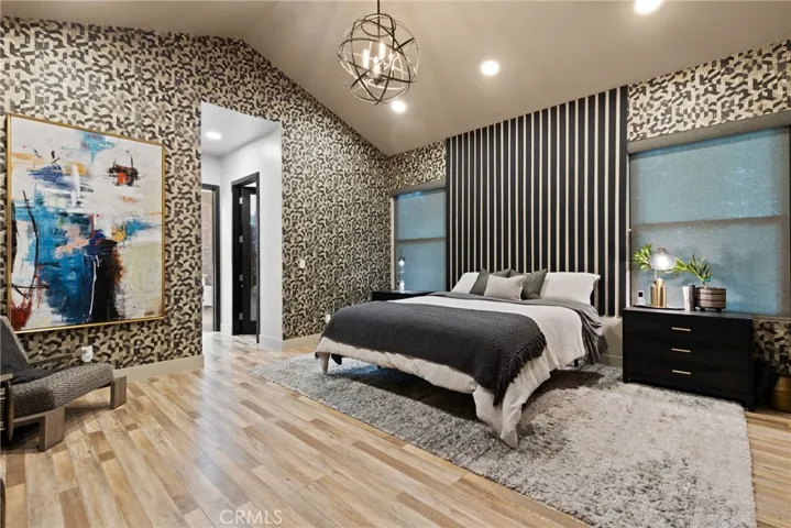 17929 Martha Street, Encino, California 91316