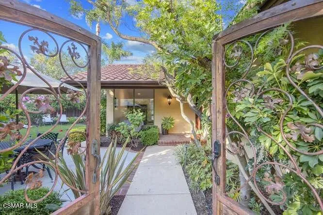 1030 Brookview Ave Westlake-small-065-02