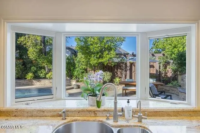 1030 Brookview Ave Westlake-small-033-04