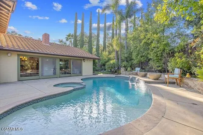 1030 Brookview Ave Westlake-small-053-00
