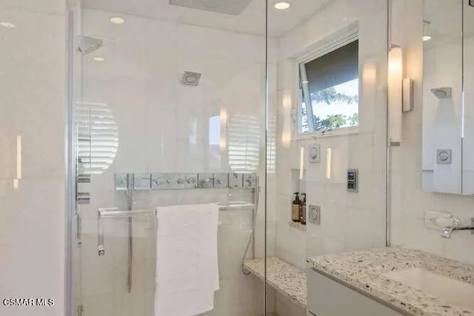 1030 Brookview Ave Westlake-small-023-03