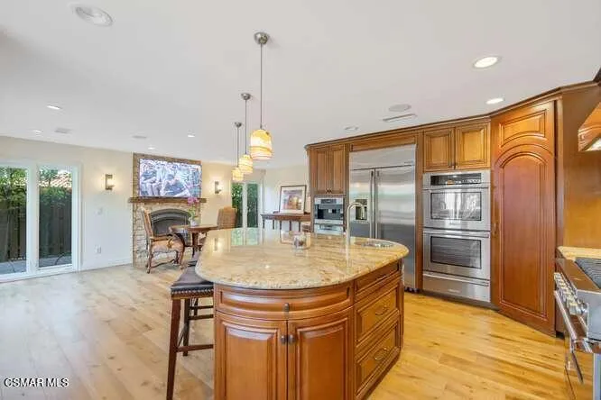 1030 Brookview Ave Westlake-small-036-05