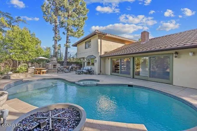 1030 Brookview Ave Westlake-small-054-00