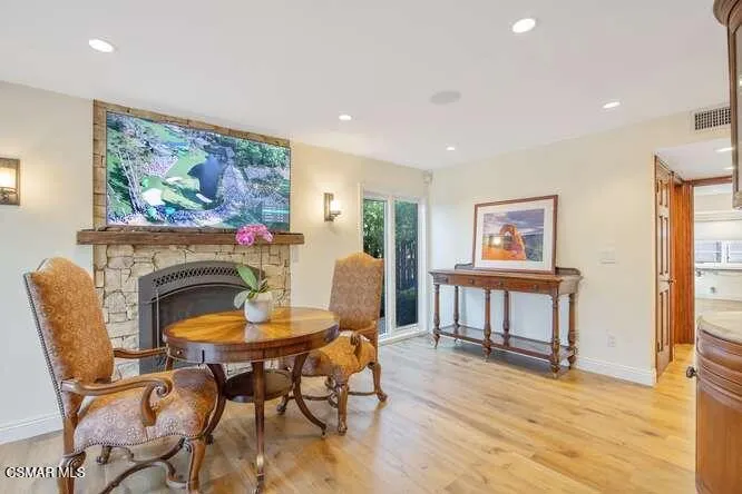 1030 Brookview Ave Westlake-small-037-05