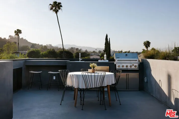 Rooftop Deck and Outdoor Kitch