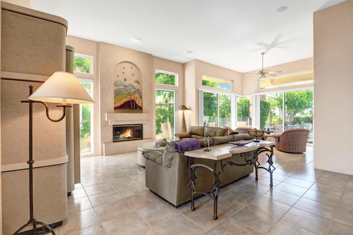 LIVING SPACE.jpg mls