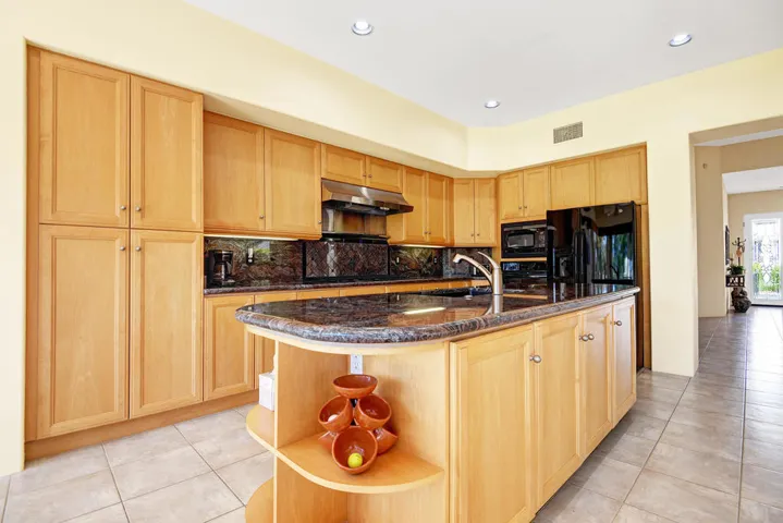 KITCHEN REVERSE.jpg mls