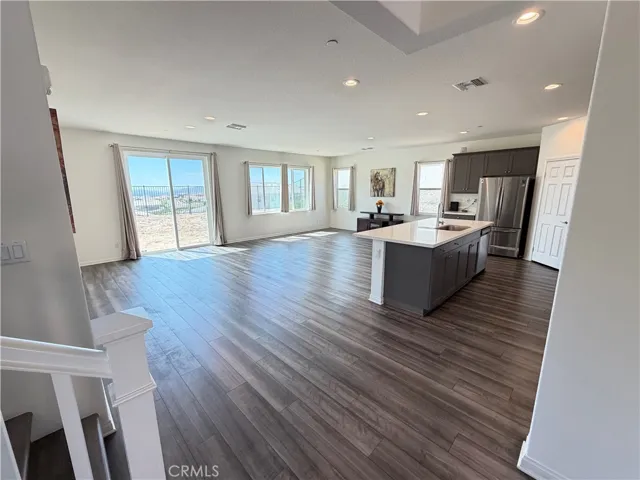 Kitchen & Dining Room