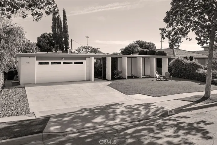 Mid-century perfection, welcome home to 620 E. Glenwood Avenue