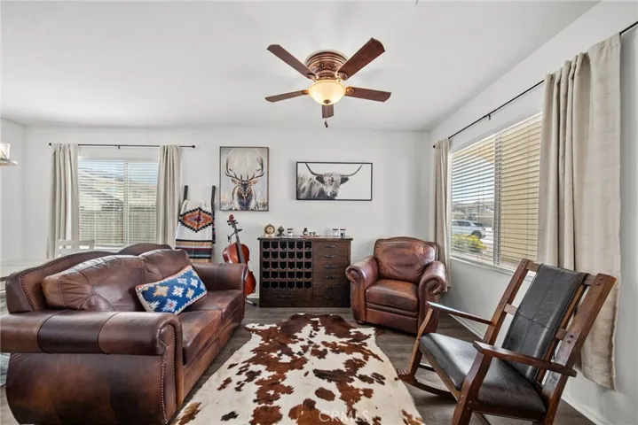 2836 La Calle Audaz, Rosamond, California 93560