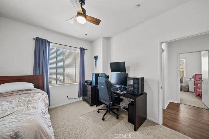 2nd bedroom