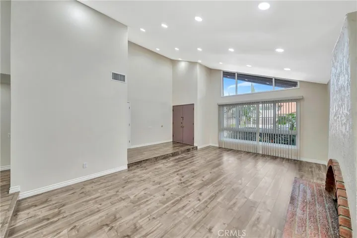 19716 Hatton Street, Winnetka, California 91306