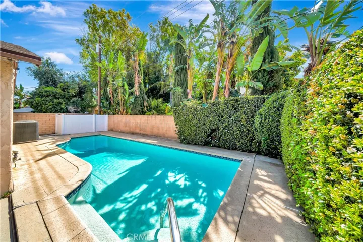 19716 Hatton Street, Winnetka, California 91306