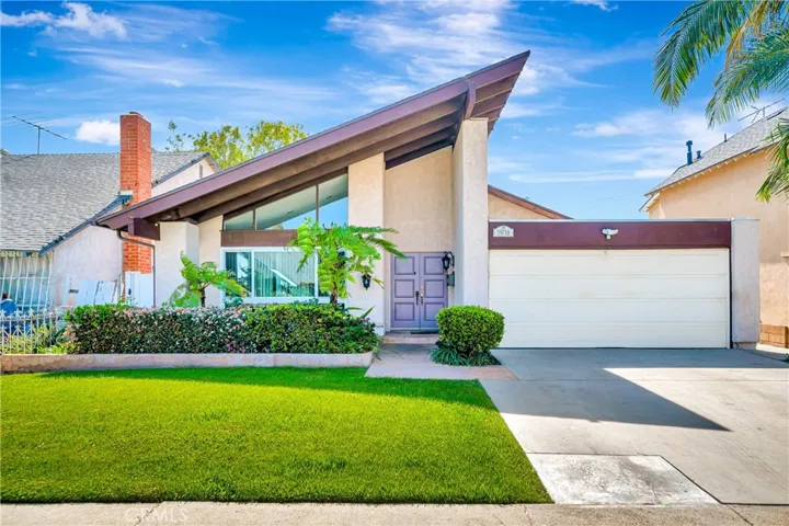 19716 Hatton Street, Winnetka, California 91306