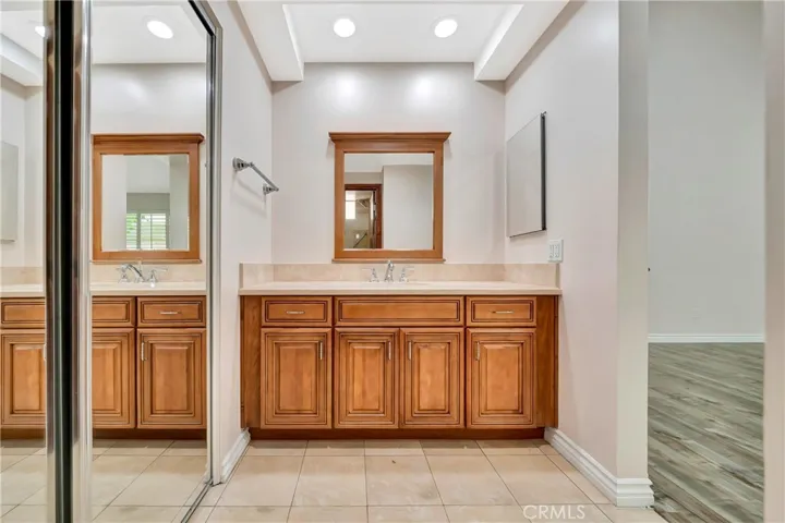 19716 Hatton Street, Winnetka, California 91306