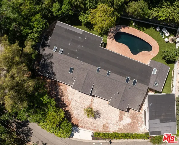 18001 Boris Drive, Encino, California 91316