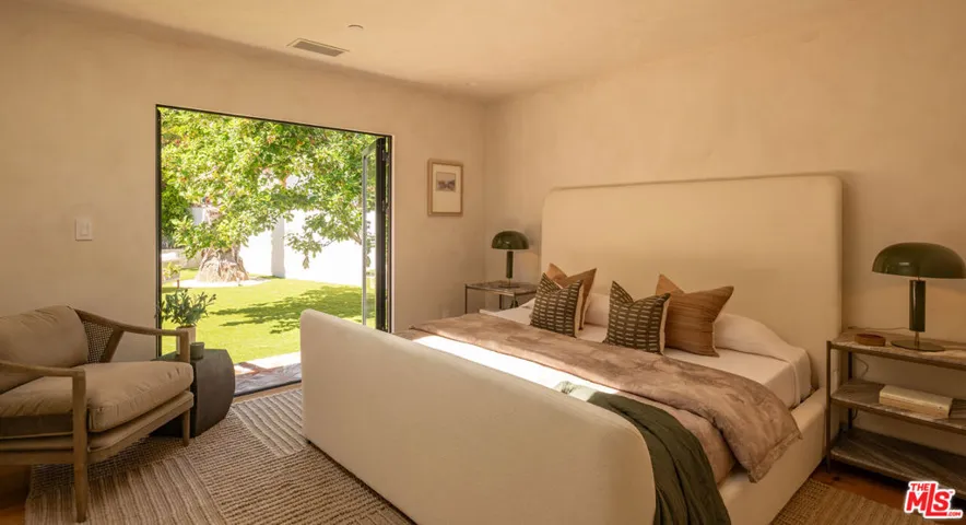 18001 Boris Drive, Encino, California 91316