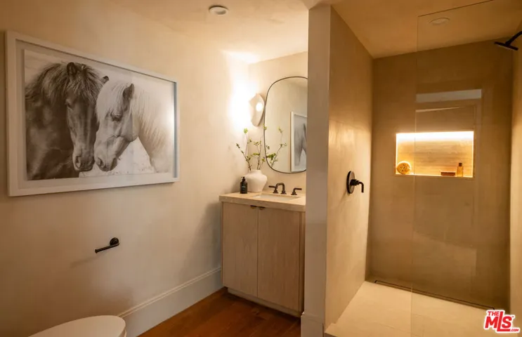 18001 Boris Drive, Encino, California 91316