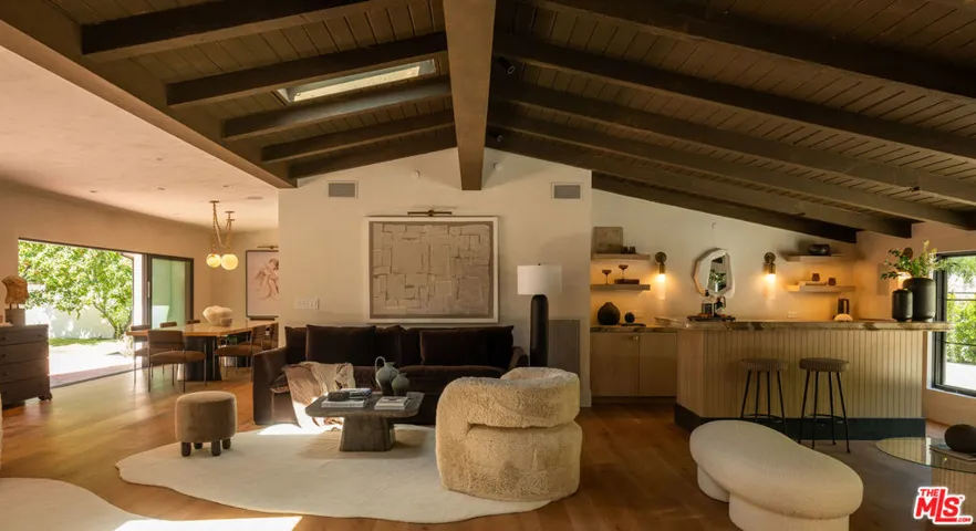 18001 Boris Drive, Encino, California 91316
